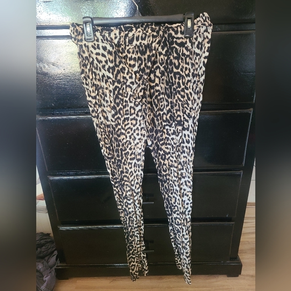 Know one cares casual cheetah pants